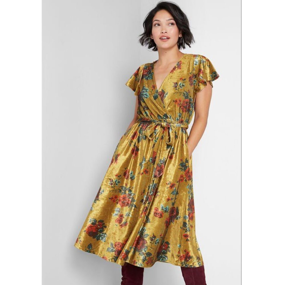 MODCLOTH Velvet Midi Dress